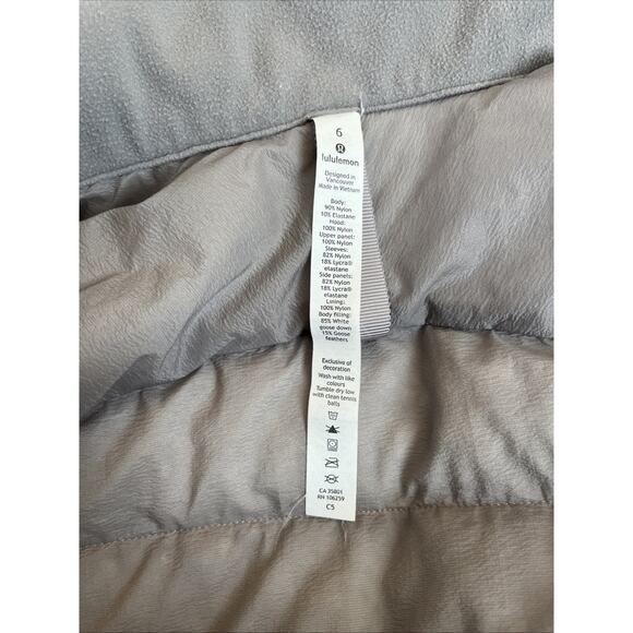 Lululemon Down for it All Puffer Hooded Jacket Womens Size 6 Two Tone Gray S - Picture 12 of 16